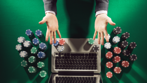Играйте в покер онлайн на деньги и выигрывайте крупные суммы!